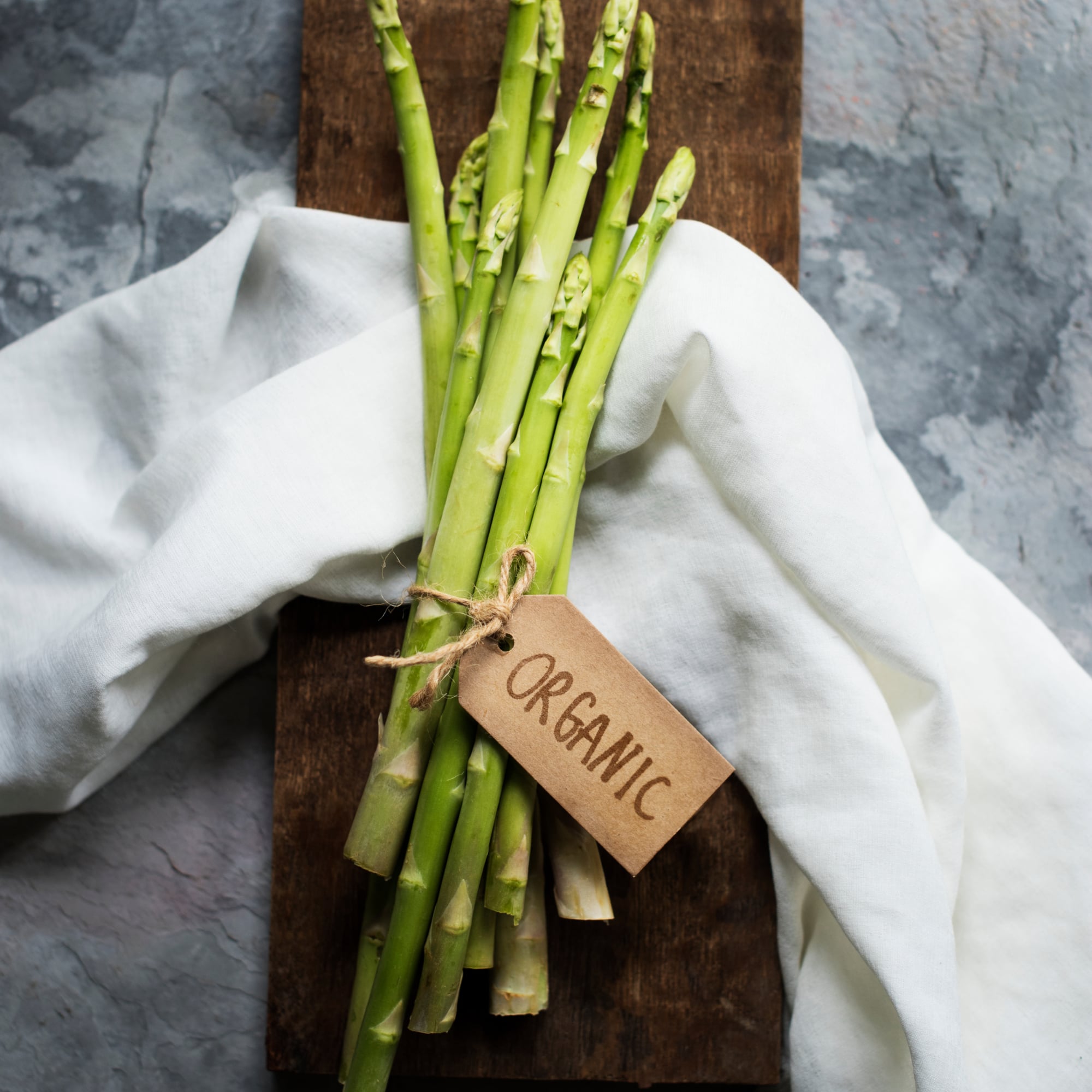Spring Harvest Asparagus Spears, 1 bunch