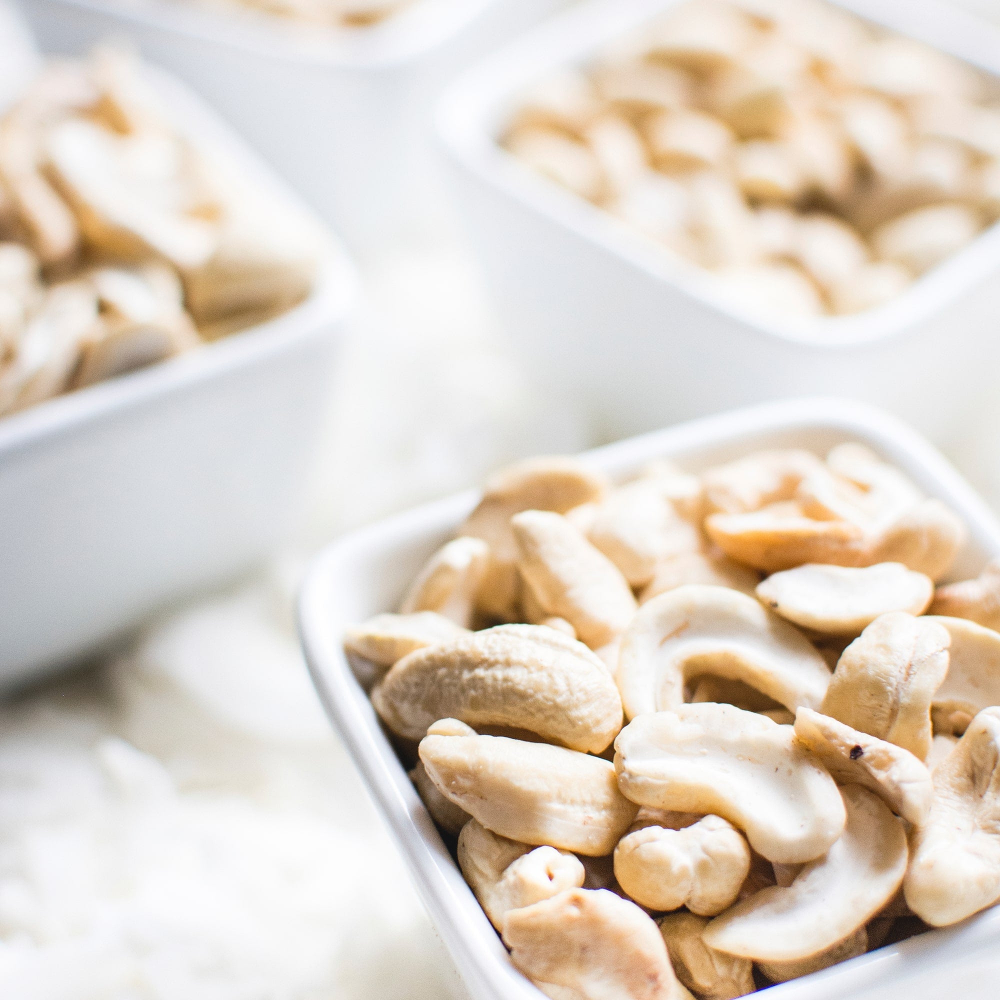 Organic Raw Cashew Nuts, 1 lb